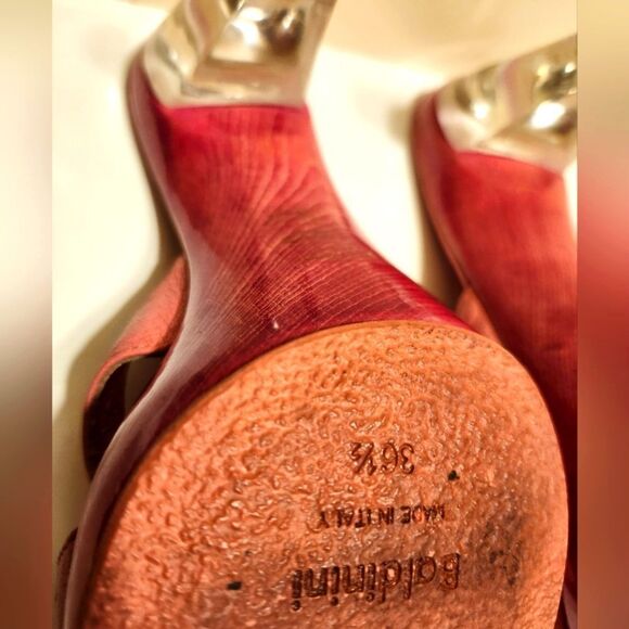 Vtg. Mint Baldinini Pink Leather/PVC Flower Lucite Heel Sandals Sz.6.5 Ret$475 - Picture 13 of 13